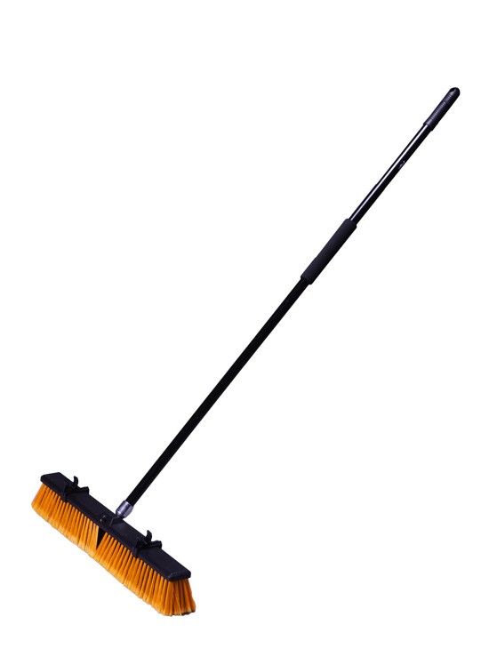 24" MULTI-SURFACE PUSH BROOM
